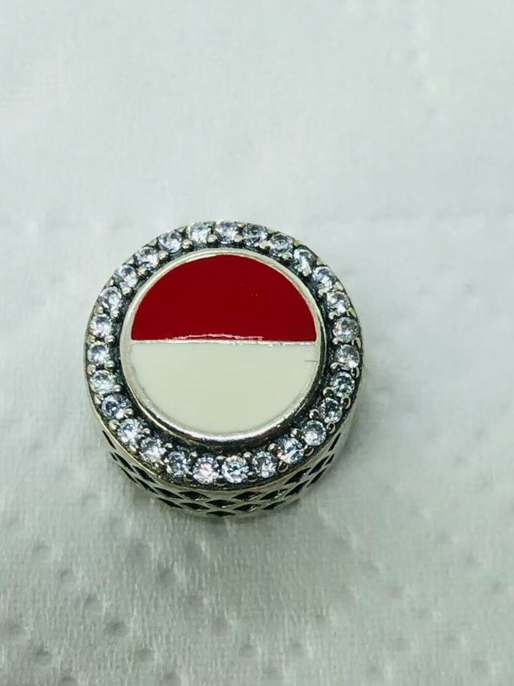 ✨ ✨Pandora Indonesia flag Exclusive bead Charm